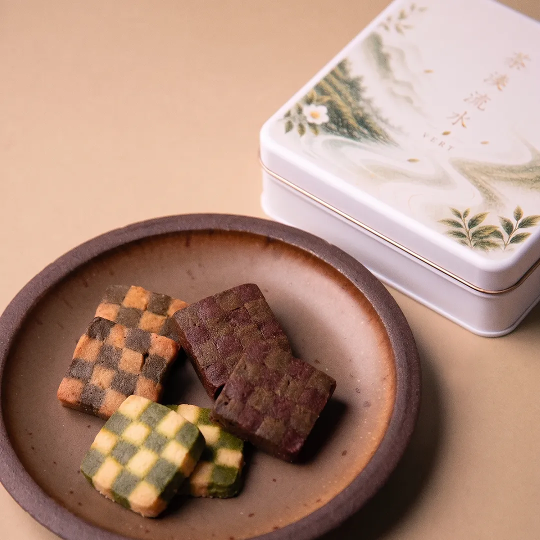 茶湊流水クッキー缶